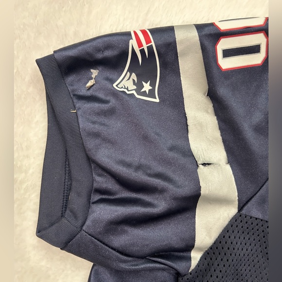 New England Patriots Pet Costume - Picture 3 of 9